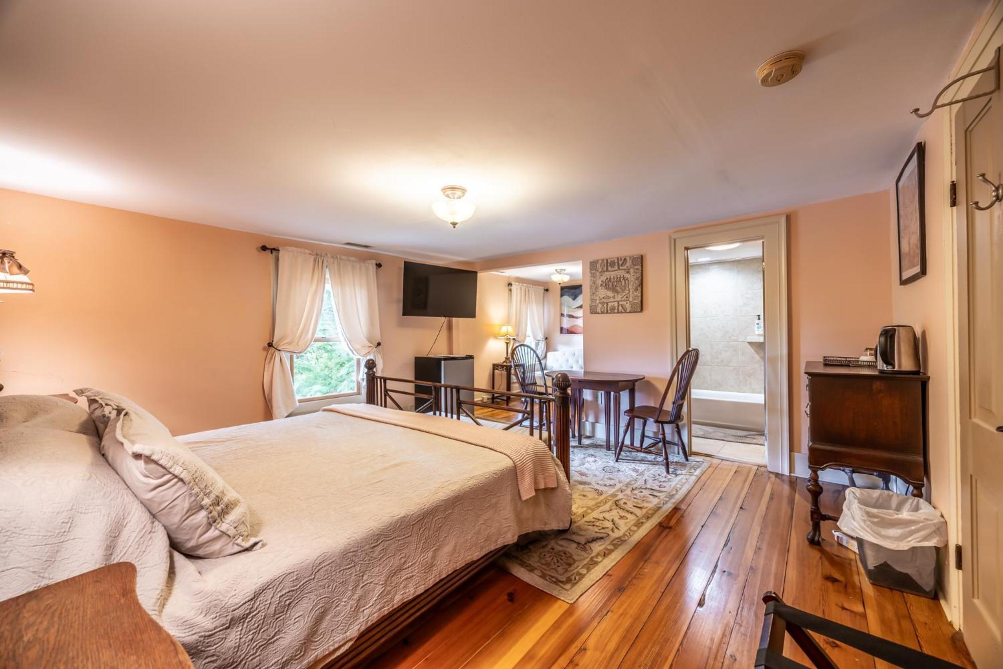 Bliss Point Farm And B&B, Llc Earlysville Bagian luar foto